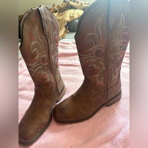 Brown Western Cowboy Boots with Red Stitching